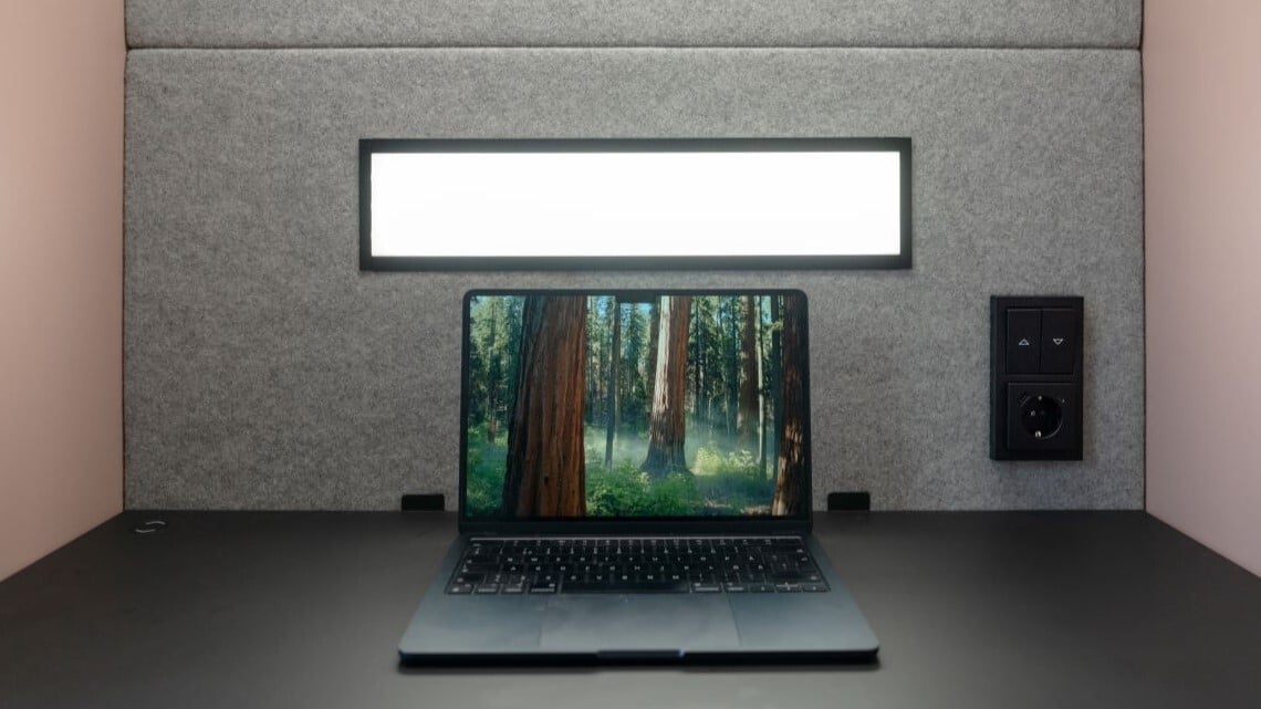 Vetrospace XS+ workstation
